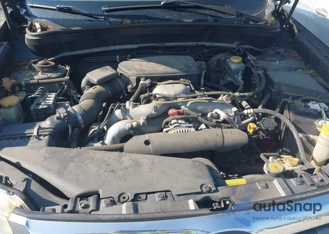 2010 Subaru Forester 2.5X z USA, uszkodzony, nr VIN JF2SH6BC1AG901044